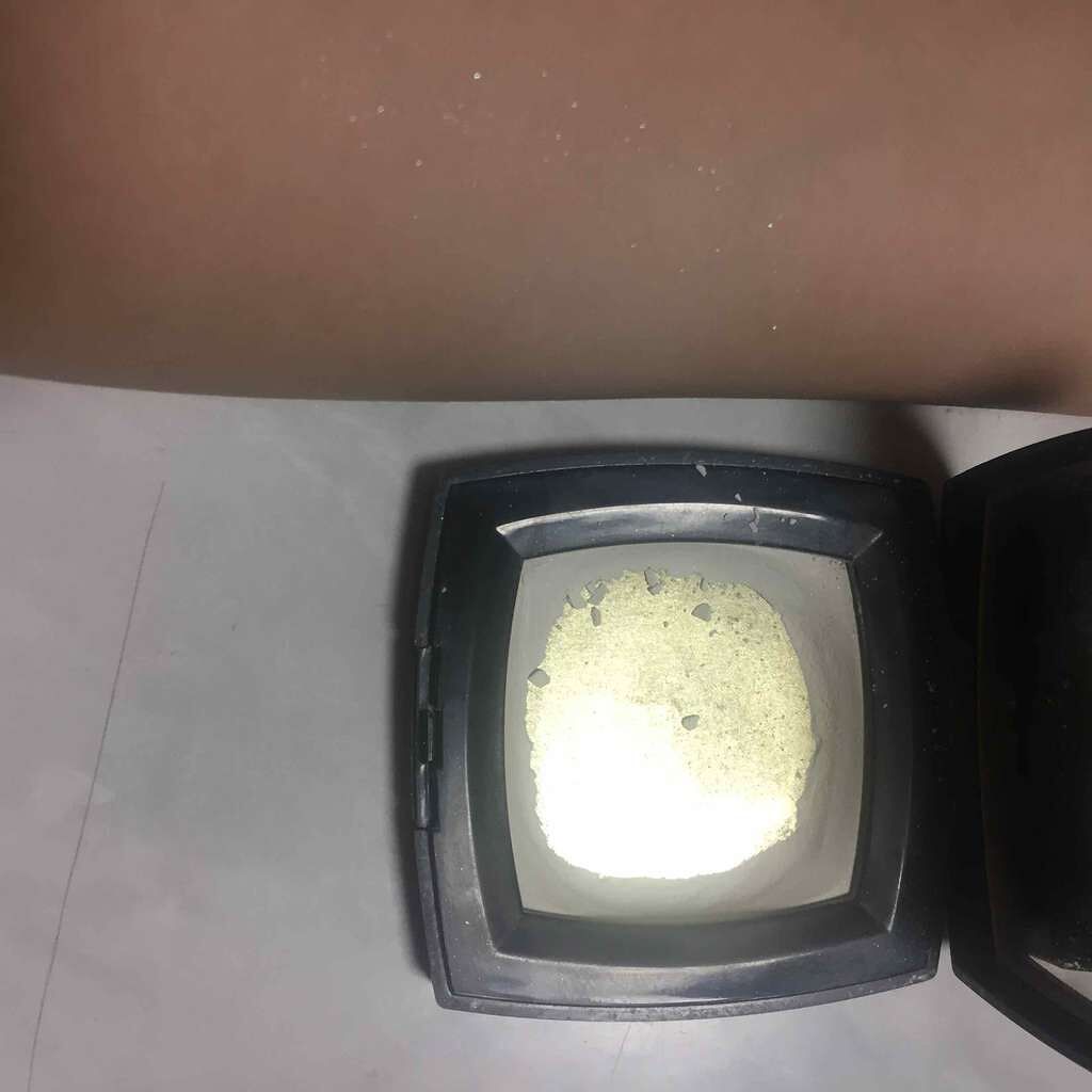 プードゥル ルミエール グラッセ/CHANEL/プレストパウダーを使ったクチコミ(2枚目)