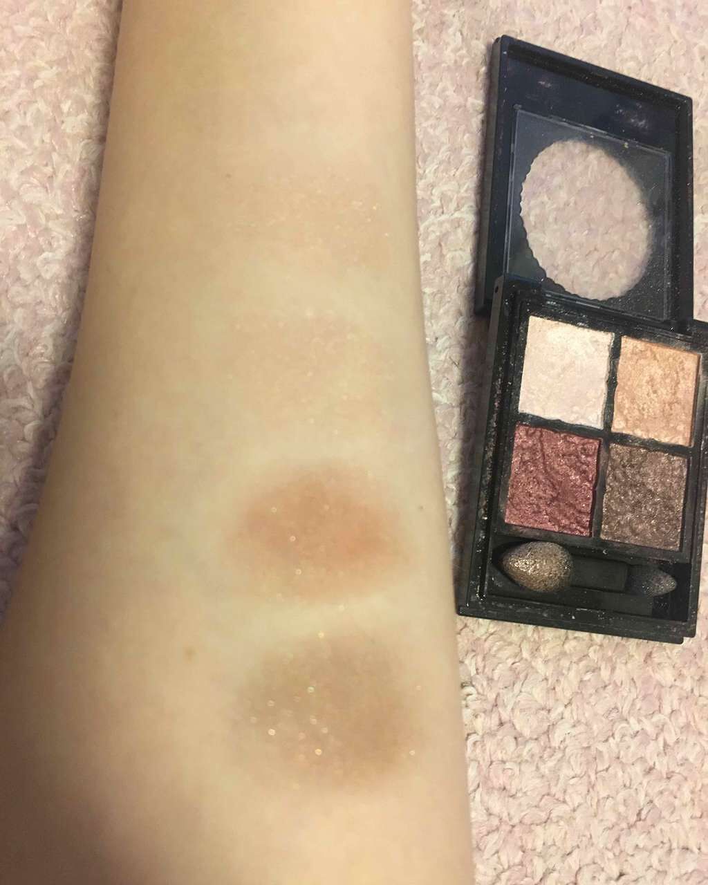 フォーシャイニーアイズ/キャンメイク/アイシャドウパレットを使ったクチコミ（3枚目）