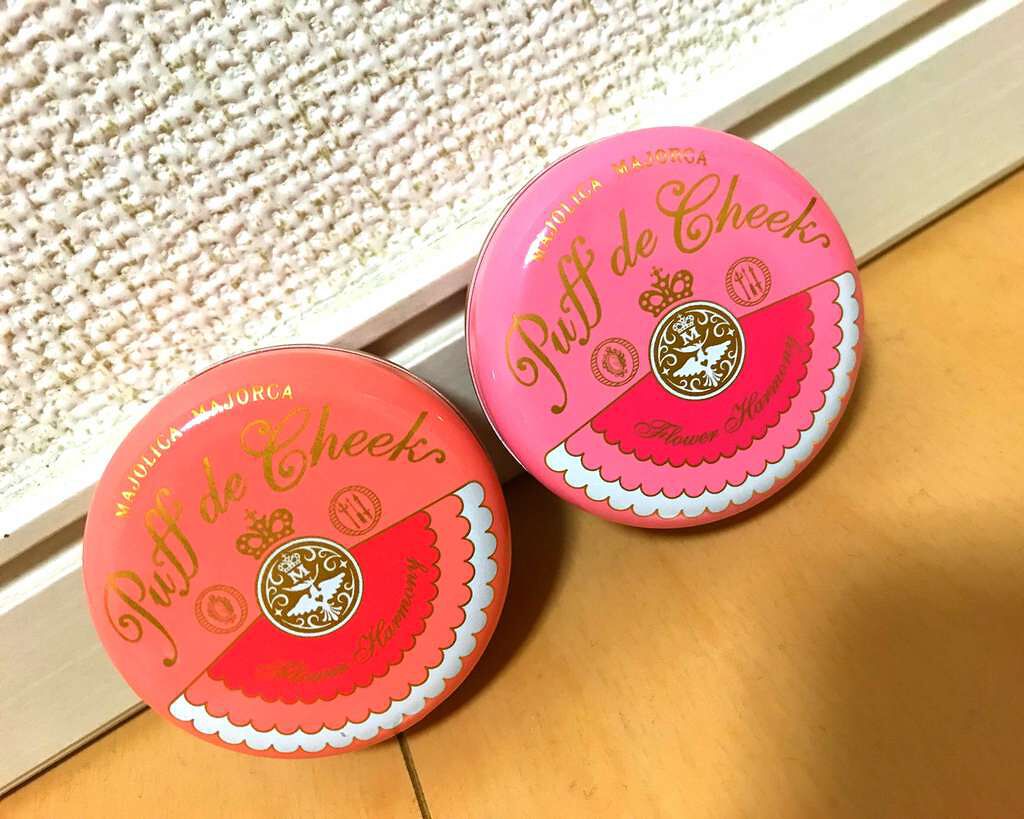 パフ・デ・チーク(フラワーハーモニー)/MAJOLICA MAJORCA/パウダーチークを使ったクチコミ(1枚目)
