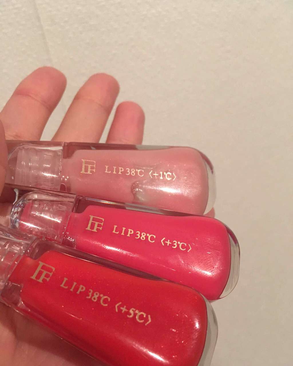 38°C / 99°F リップトリートメント (リップ美容液)/UZU BY FLOWFUSHI/リップケアを使ったクチコミ(2枚目)