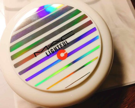 ライトフル C+ SPF 50 クイック フィニッシュ クッション コンパクト/M・A・C/クッションファンデーションを使ったクチコミ(1枚目)