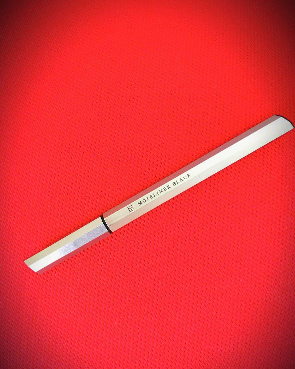 モテライナー リキッド/UZU BY FLOWFUSHI/リキッドアイライナーを使ったクチコミ(1枚目)