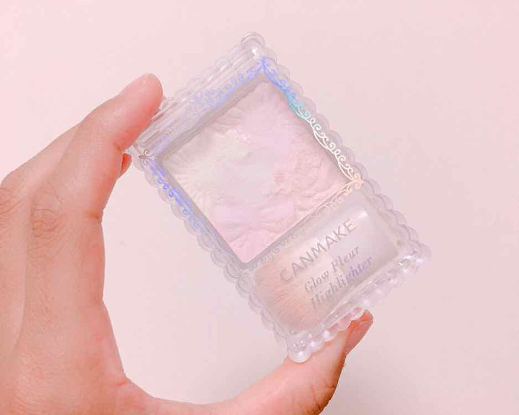 グロウフルールハイライター/キャンメイク/パウダーハイライトを使ったクチコミ(1枚目)