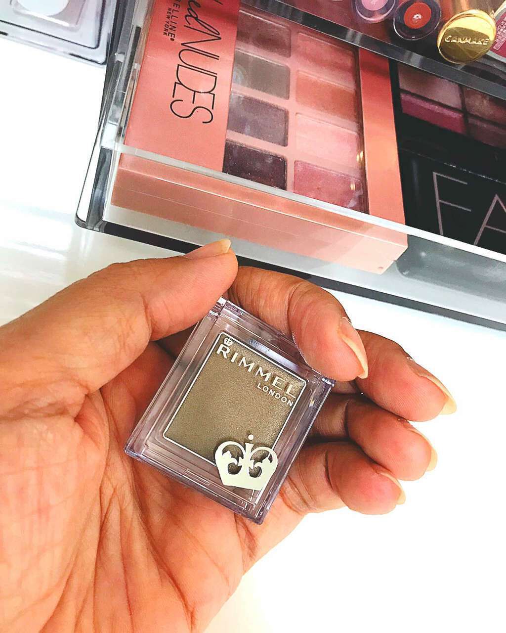 プリズム クリームアイカラー/リンメル ロンドン/ジェル・クリームアイシャドウを使ったクチコミ(1枚目)