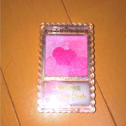 グロウフルールチークス/キャンメイク/パウダーチークを使ったクチコミ(1枚目)