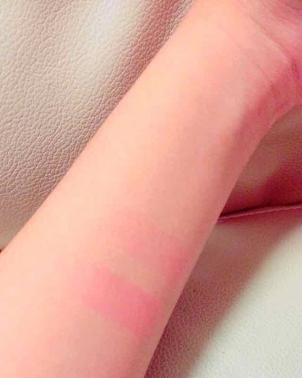 リップクリーム ピンクグロウ/MAYBELLINE NEW YORK/リップケアを使ったクチコミ(2枚目)