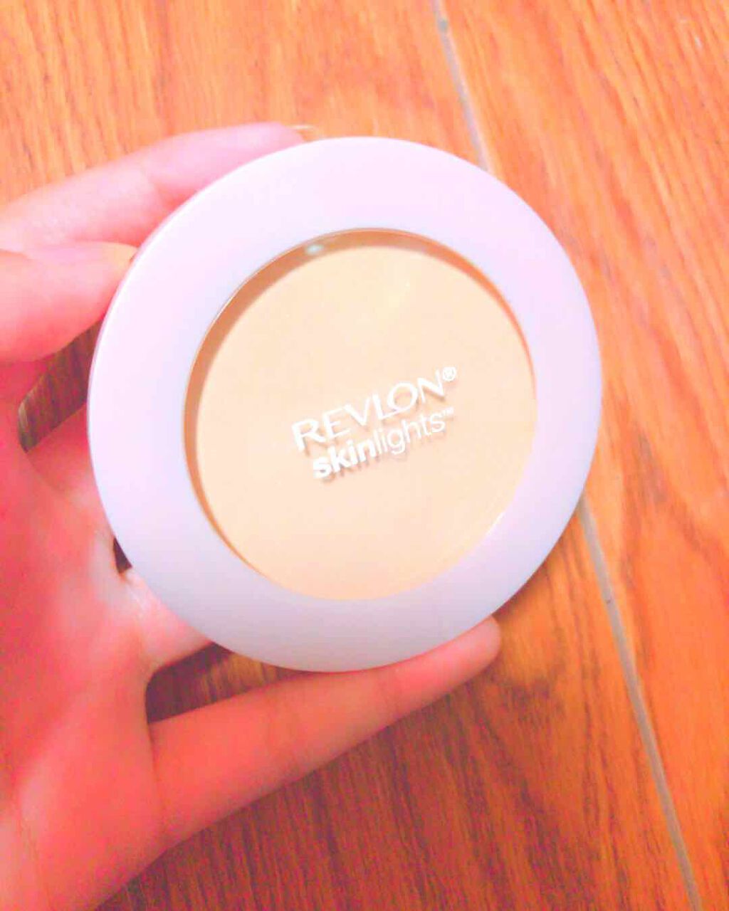スキンライト プレスト パウダー/REVLON/プレストパウダーを使ったクチコミ(1枚目)