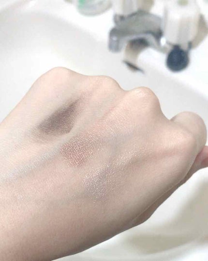 トーンアップアイシャドウ/CEZANNE/アイシャドウパレットを使ったクチコミ(2枚目)