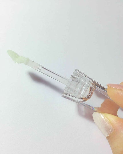 38°C / 99°F リップトリートメント (リップ美容液)/UZU BY FLOWFUSHI/リップケアを使ったクチコミ(2枚目)