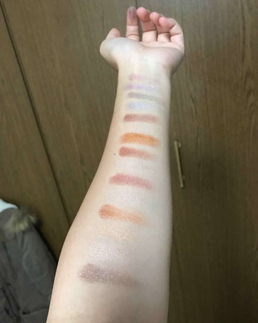 30COLORSEYESHADOWPALETTE/Dolly Angel/アイシャドウパレットを使ったクチコミ（2枚目）