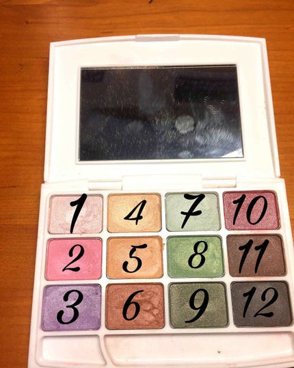 12色アイシャドウパレット/LOUJENE/アイシャドウパレットを使ったクチコミ(1枚目)