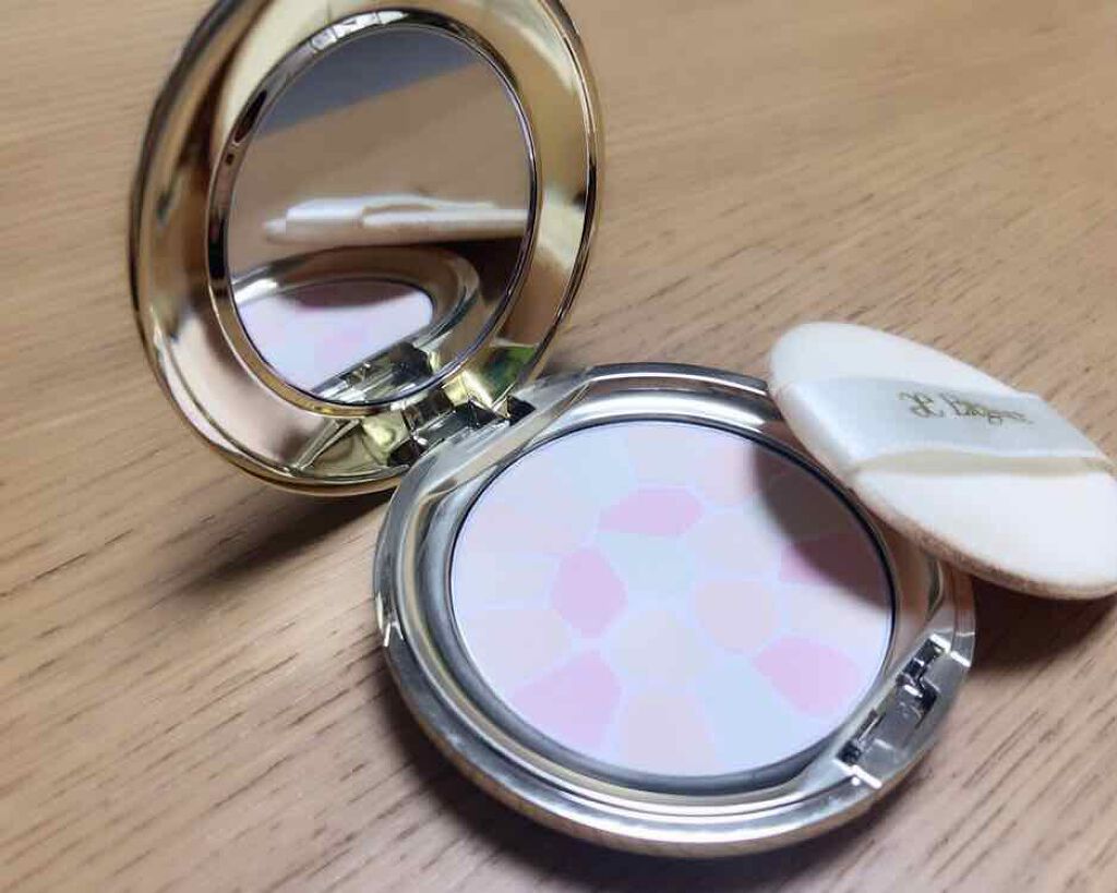 ラ プードル オートニュアンス/Elégance/プレストパウダーを使ったクチコミ（1枚目）