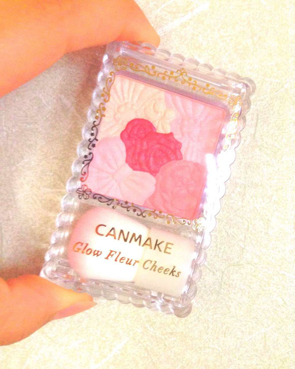 グロウフルールチークス/キャンメイク/パウダーチークを使ったクチコミ(1枚目)