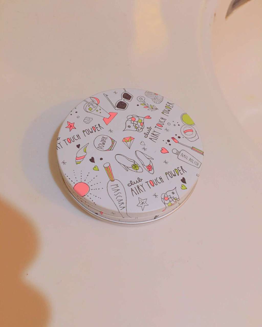 エアリータッチパウダー/クラブ/プレストパウダーを使ったクチコミ(1枚目)
