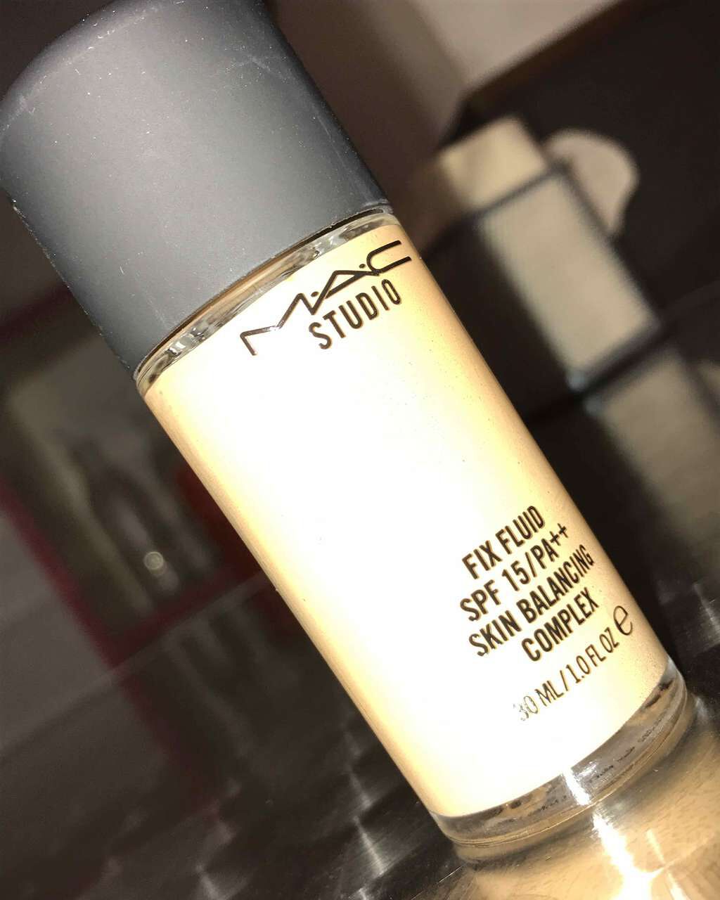 スタジオフィックス フルイッド SPF 15/M・A・C/リキッドファンデーションを使ったクチコミ(1枚目)