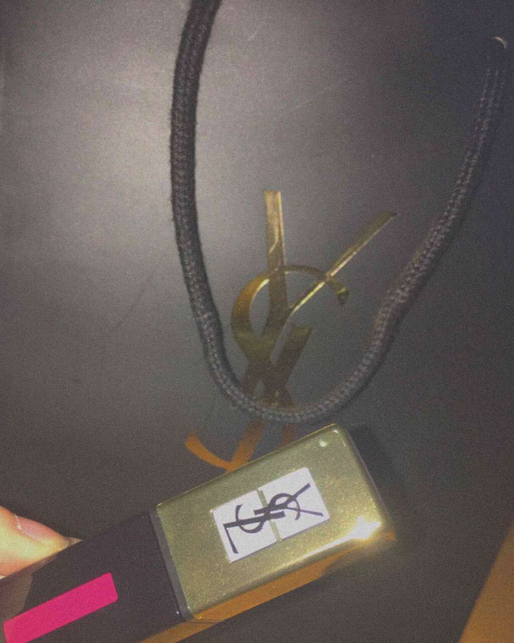 ルージュ ピュールクチュール ヴェルニ ポップウォーター/YVES SAINT LAURENT BEAUTE/口紅を使ったクチコミ(1枚目)