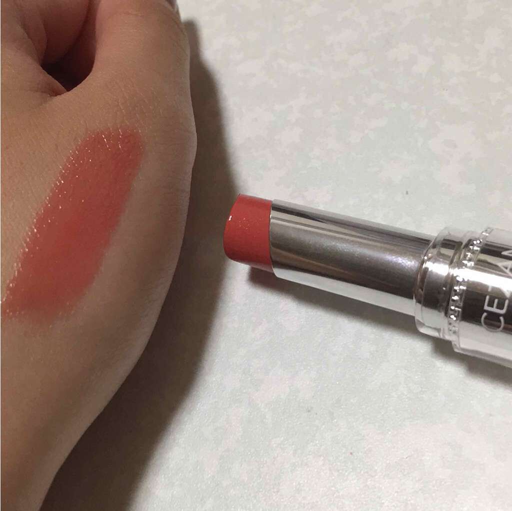 ラスティンググロスリップ/CEZANNE/口紅を使ったクチコミ（2枚目）