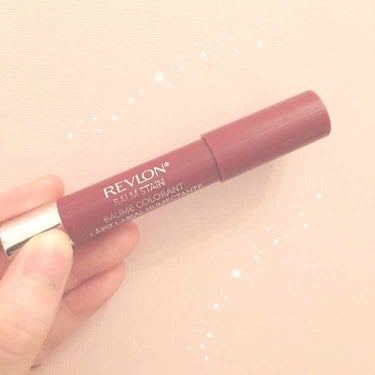 💄REVRONバームステイン💄

わたしは秋に使える深めの色が欲しかったので05番のバーガンディを購入しました🎶💓
写真で見える色味も暗めで深いカラーでした！

つけ心地は軽くてとてもいいです💭🌟
ティ