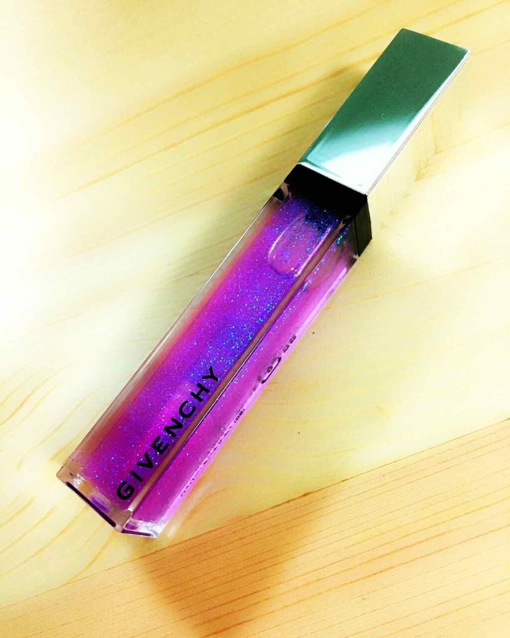 グロス・レヴェラトゥール/GIVENCHY/リップグロスを使ったクチコミ(1枚目)