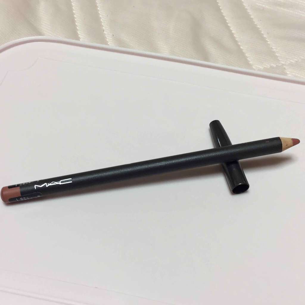 リップ ペンシル/M・A・C/リップライナーを使ったクチコミ(1枚目)