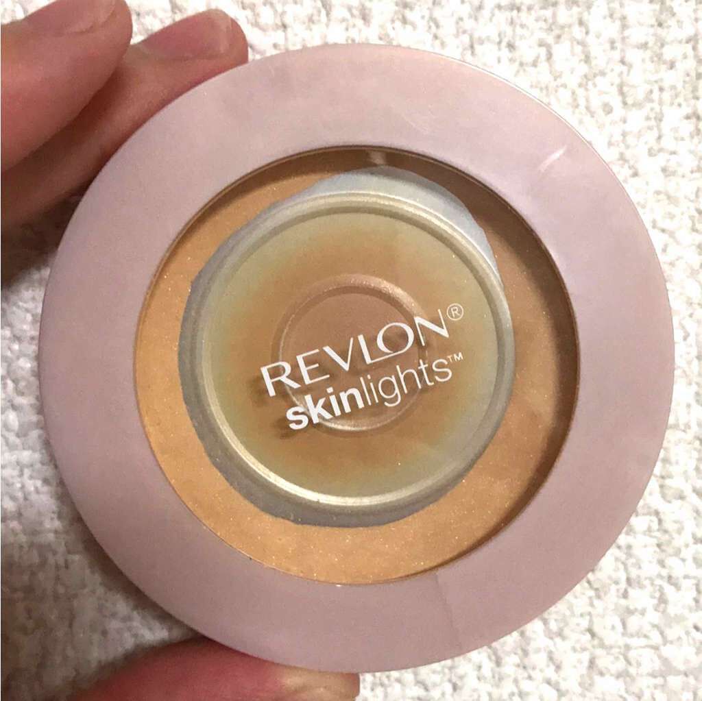 スキンライト プレスト パウダー/REVLON/プレストパウダーを使ったクチコミ(1枚目)