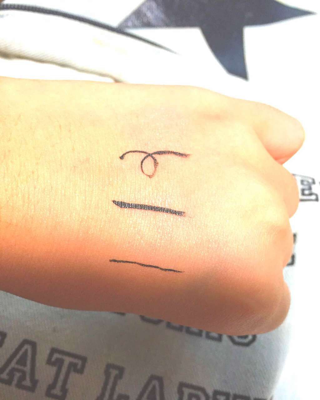 リキッドアイライナー/エルシア/リキッドアイライナーを使ったクチコミ（2枚目）