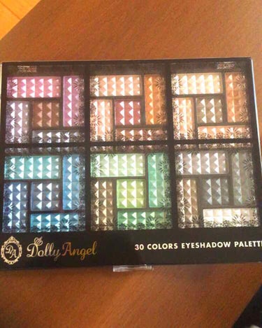 30COLORSEYESHADOWPALETTE/Dolly Angel/パウダーアイシャドウを使ったクチコミ（1枚目）