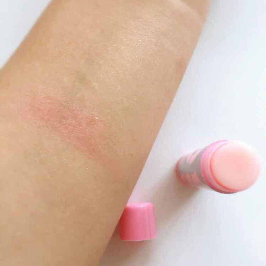 リップクリーム ピンクグロウ/MAYBELLINE NEW YORK/リップケアを使ったクチコミ(2枚目)