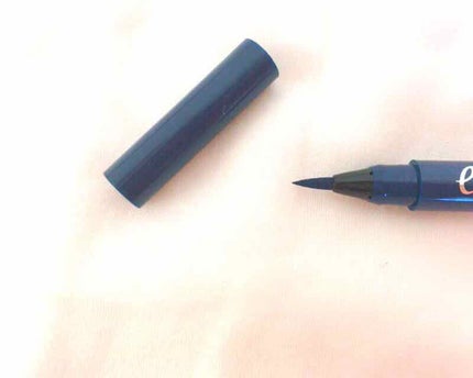 エスポルール カラーアイライナーB/エスポルール/リキッドアイライナーを使ったクチコミ(2枚目)