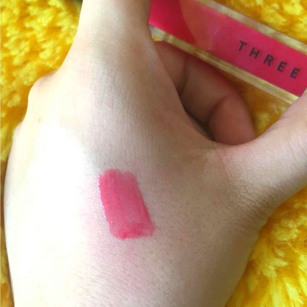 シマリング リップジャム/THREE/リップグロスを使ったクチコミ(2枚目)