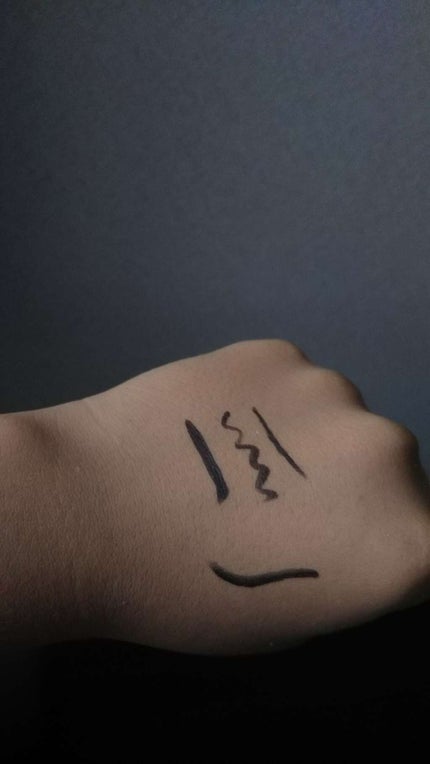 エルファー フェルトアイライナーA/DAISO/リキッドアイライナーを使ったクチコミ(2枚目)