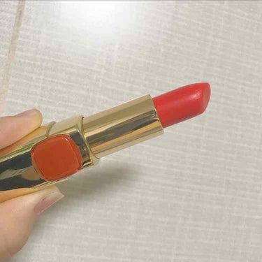 [💄] 

ロレアルパリのリップ 💄

お色は C411 の WILD TANGO です
オレンジに少し赤みが入ったような感じで
小さなキラキラしたラメ ？ みたいなのが
入っていて、とてもかわいいです