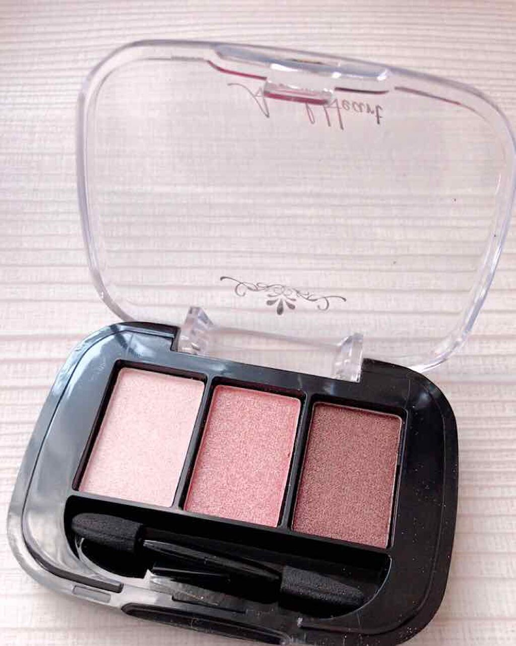 10カラーアイシャドウ/エンジェルハート/アイシャドウパレットを使ったクチコミ(1枚目)