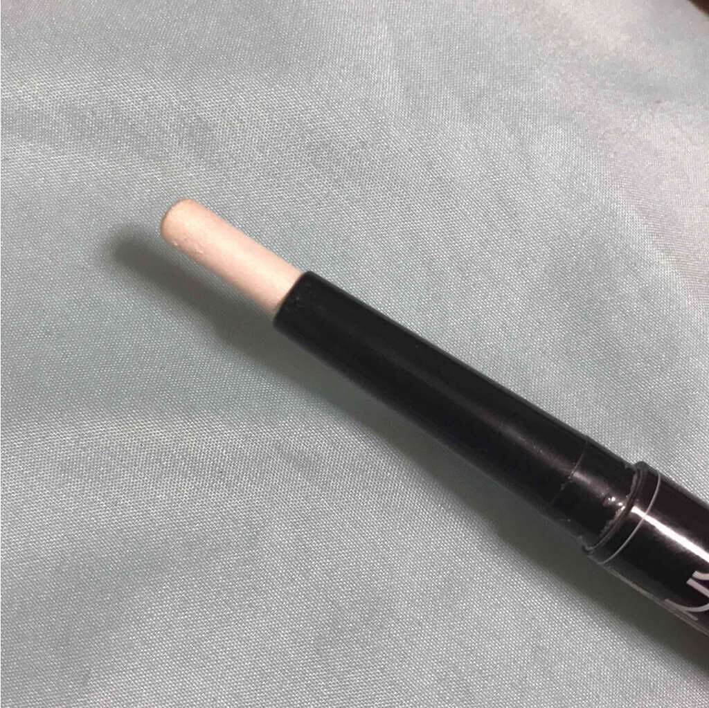  グラム シャドウ スティック/NYX Professional Makeup/スティックアイシャドウを使ったクチコミ（2枚目）