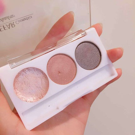 エルファー プロフェッショナル アイシャドウ/DAISO/アイシャドウパレットを使ったクチコミ(1枚目)