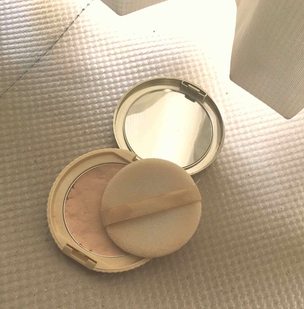 【旧品】マシュマロフィニッシュパウダー/キャンメイク/プレストパウダーを使ったクチコミ（2枚目）