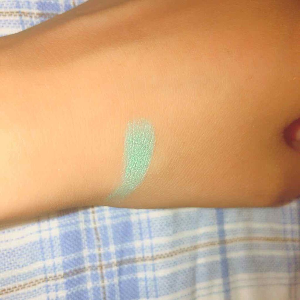 シャドーカスタマイズ/MAJOLICA MAJORCA/単色アイシャドウを使ったクチコミ(3枚目)