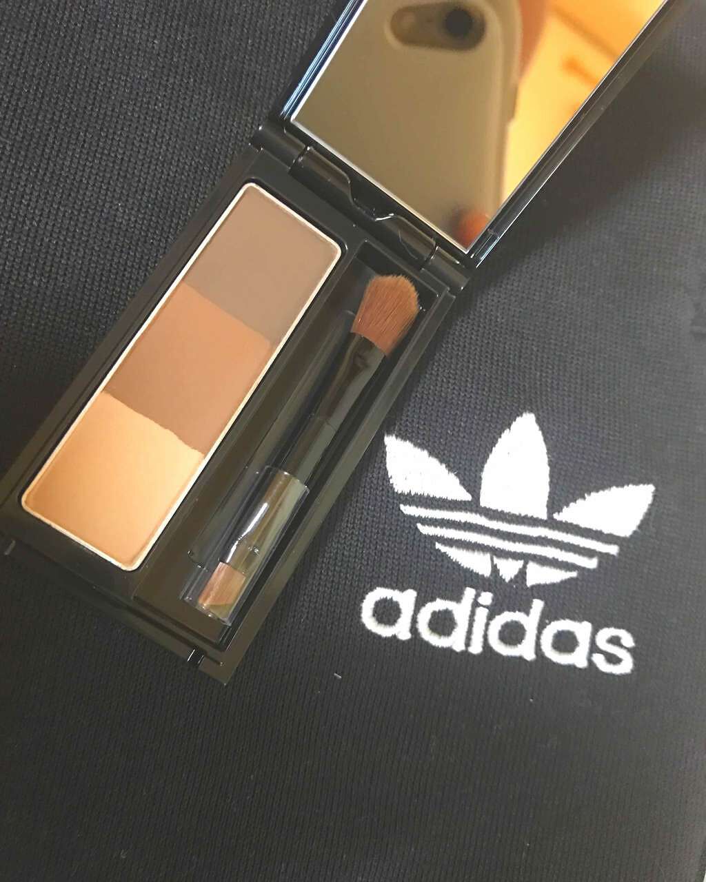 ケイト デザイニングアイブロウ3D/KATE/パウダーアイブロウを使ったクチコミ(2枚目)