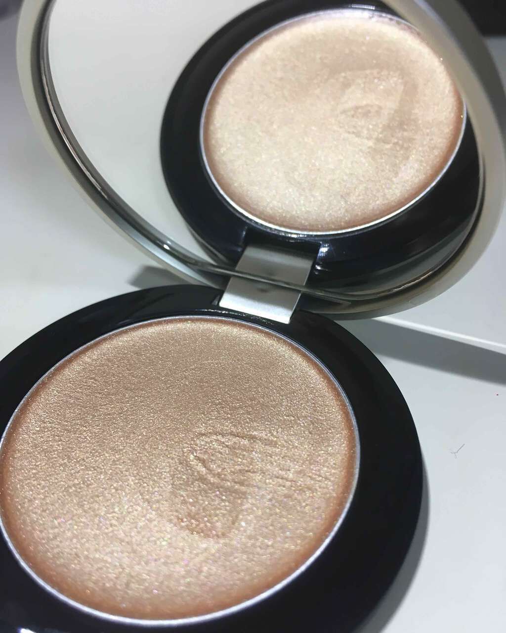 ミネラルハイライトクリーム/エトヴォス/クリームハイライトを使ったクチコミ（2枚目）