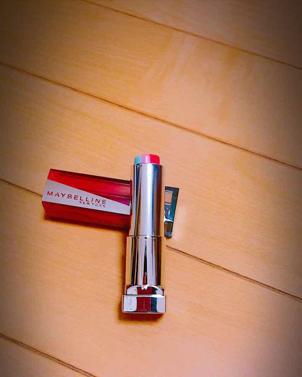 リップ フラッシュ ビッテン ストロボ/MAYBELLINE NEW YORK/口紅を使ったクチコミ(2枚目)