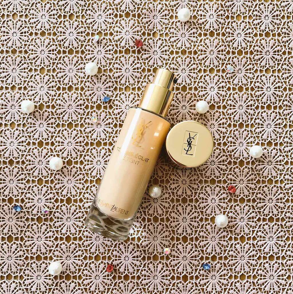 タン ラディアント タッチ エクラ/YVES SAINT LAURENT BEAUTE/リキッドファンデーションを使ったクチコミ（2枚目）