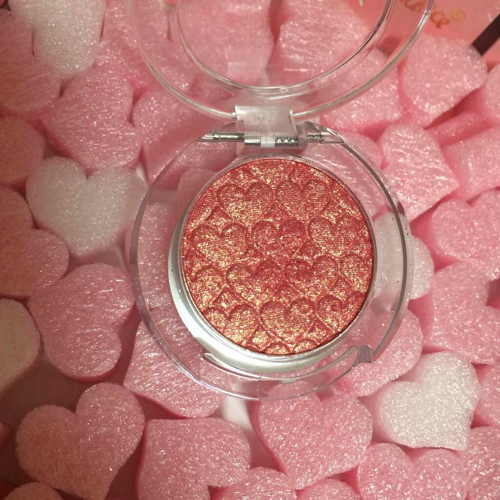 ルックアット マイアイジュエル/ETUDE/単色アイシャドウを使ったクチコミ(2枚目)