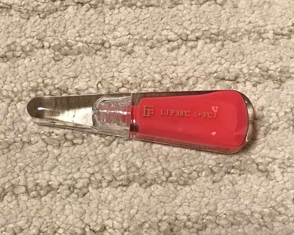 38°C / 99°F リップトリートメント (リップ美容液)/UZU BY FLOWFUSHI/リップケアを使ったクチコミ（1枚目）