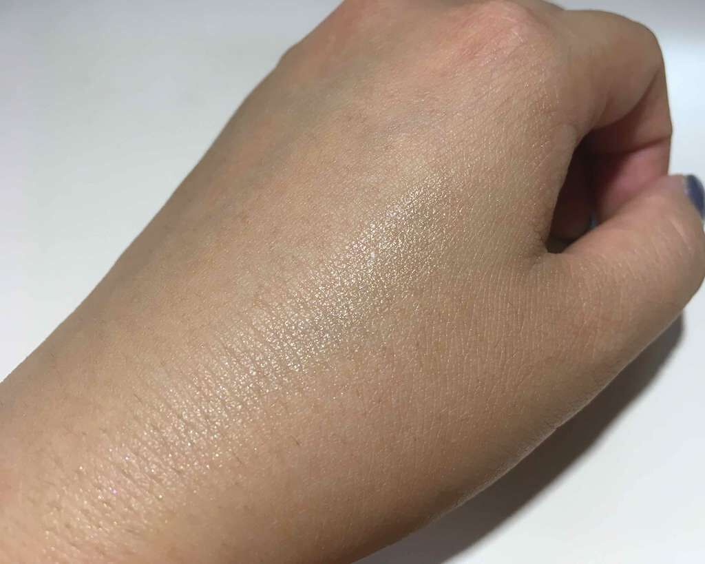 ミネラルハイライトクリーム/エトヴォス/クリームハイライトを使ったクチコミ（3枚目）