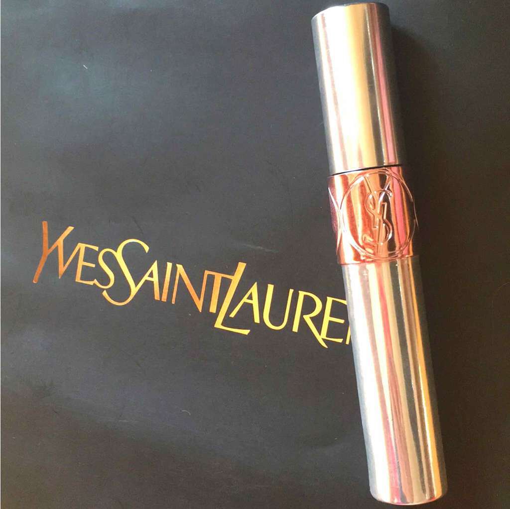 ヴォリュプテ ティントインオイル/YVES SAINT LAURENT BEAUTE/リップグロスを使ったクチコミ(1枚目)