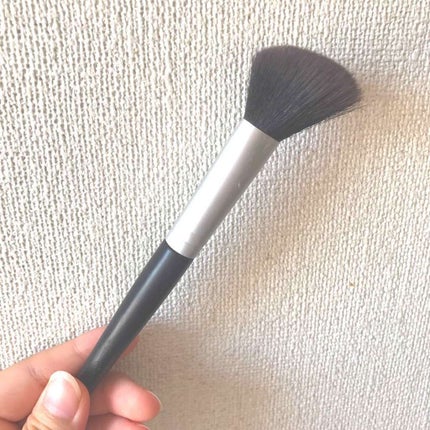 春姫 チークブラシ/DAISO/メイクブラシを使ったクチコミ(1枚目)