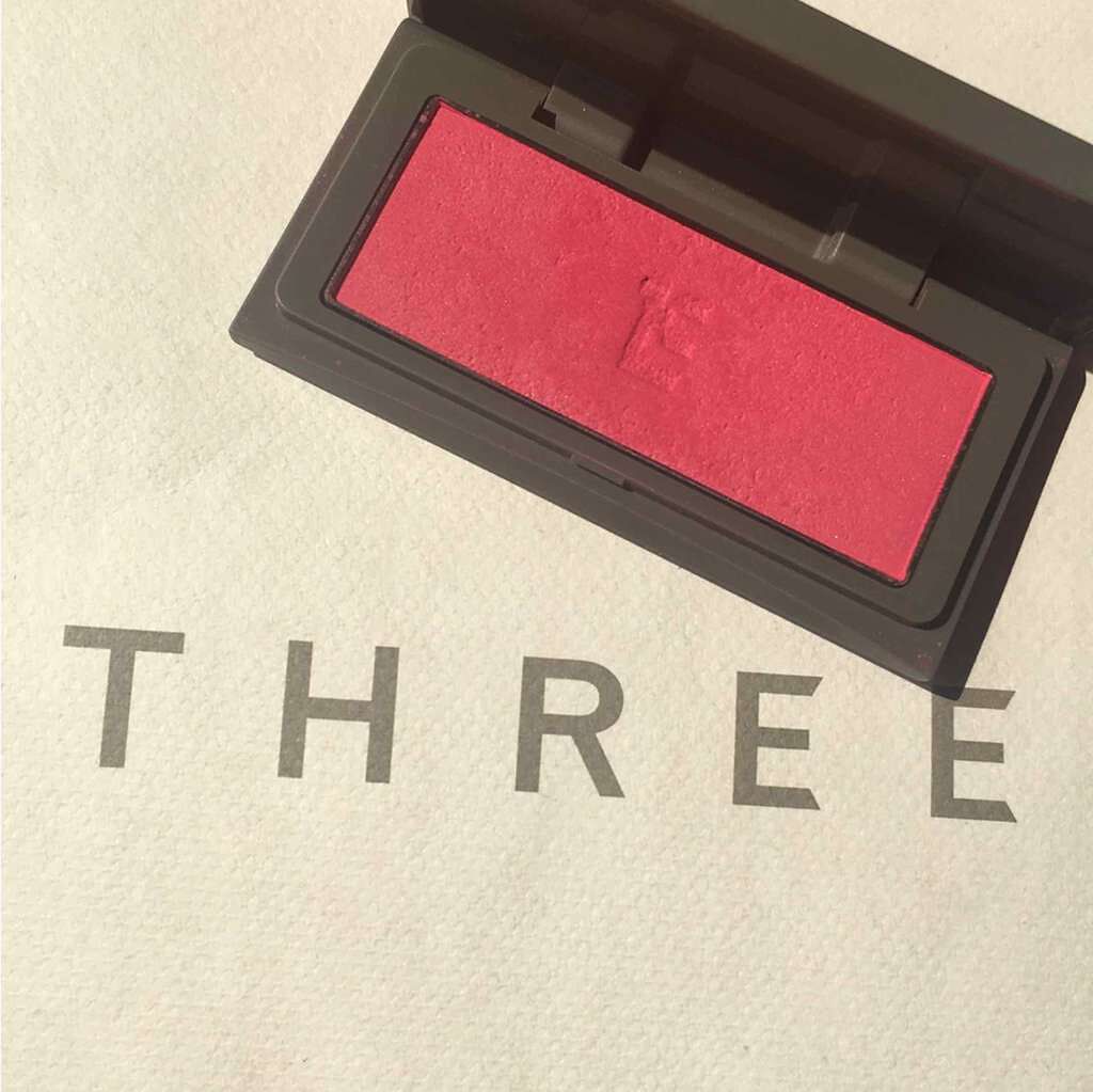 チーキーシークブラッシュ/THREE/パウダーチークを使ったクチコミ(1枚目)