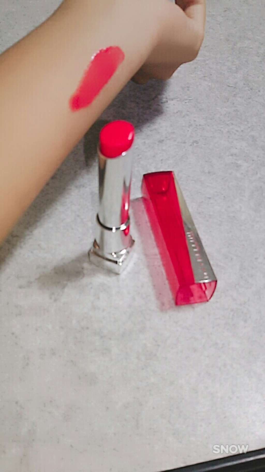 リップ フラッシュ/MAYBELLINE NEW YORK/口紅を使ったクチコミ(2枚目)