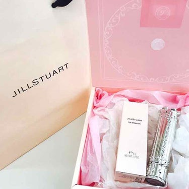 JILL STUART マットシフォン リップスのクチコミ「”ジルスチュアート リップブロッサム 24”

＊キツすぎず、薄すぎない発色
＊ナチュラルなメ.....」（1枚目）