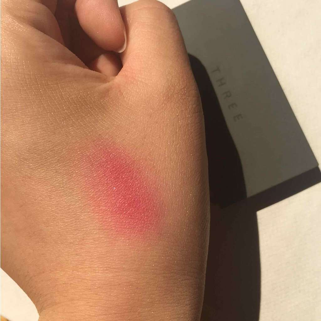 チーキーシークブラッシュ/THREE/パウダーチークを使ったクチコミ(2枚目)